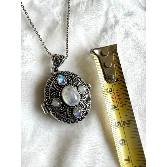 925 Vintage Style Rainbow Flash Moonstone POISON Locket Pendant Necklace - Picture 3 of 12